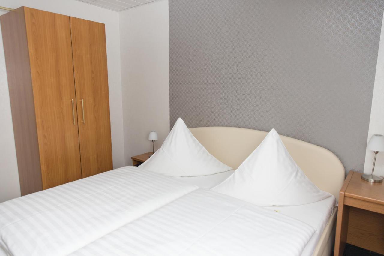 Pension Der Kleine Nachbar Gotha Exterior photo