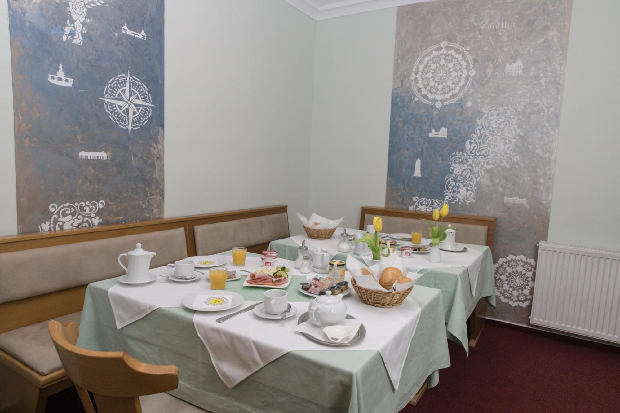 Pension Der Kleine Nachbar Gotha Exterior photo